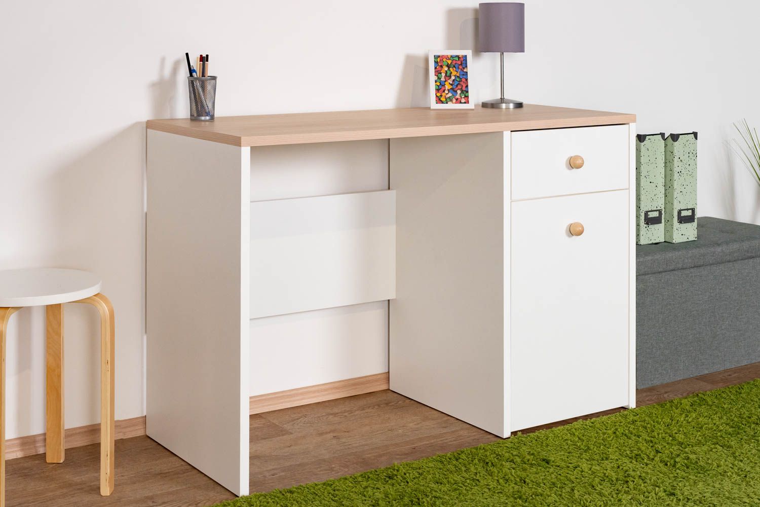 Chambre d'enfant - Bureau Egvad 18, couleur : blanc / hêtre - Dimensions : 79 x 117 x 51 cm (H x L x P), avec 1 porte, 1 tiroir et 2 compartiments